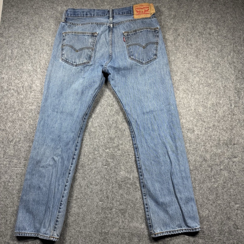 Vintage Levi's 501‎ Jeans Men's 33x29 Light Wash Distressed Button Fly S40196 - Picture 3 of 16